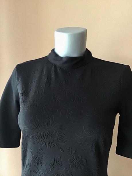 Krasne saty tavrujuce postavu so vzorom /c, george,36