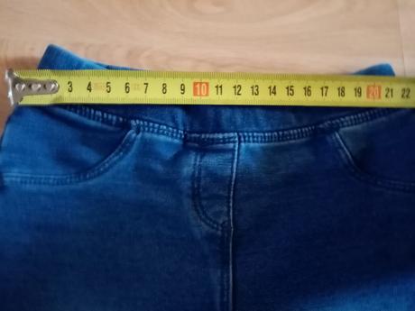 Hrubšie džegínsy 86/92, lupilu,92