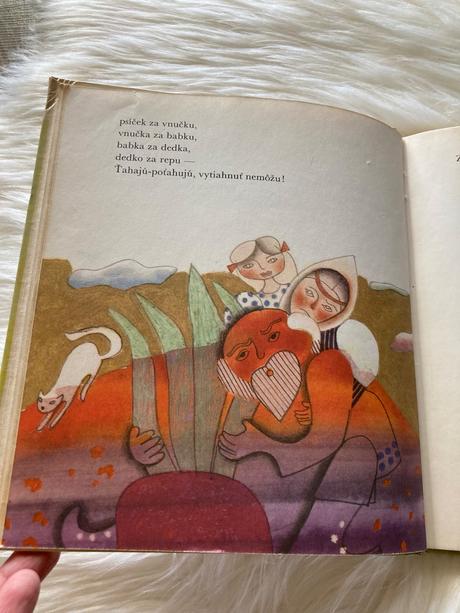 Drevený zámoček ruské ľudové rozprávky (1980),