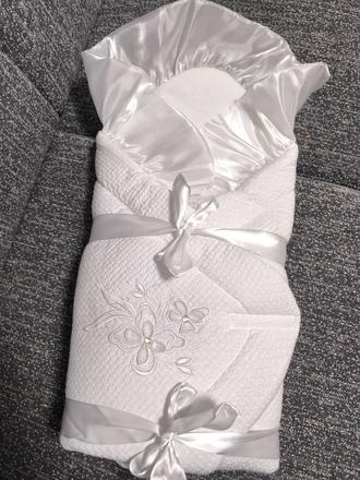 Perinka / zavinovačka na krst,