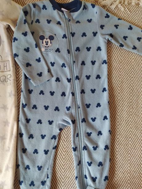 Teplé pyžamka, disney,80