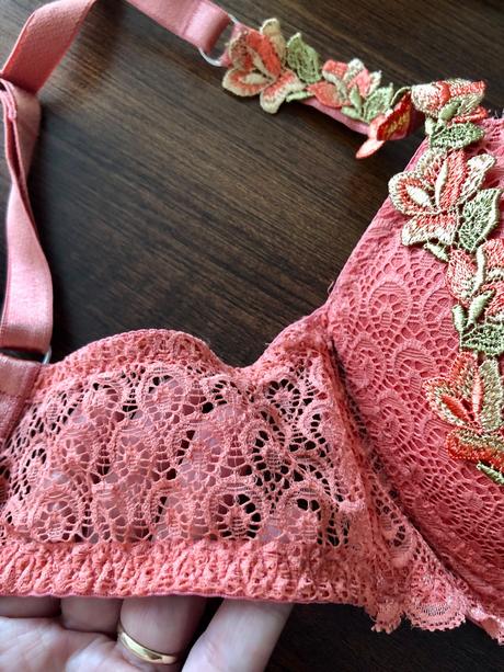 Losova podprsenka, zn. intimissimi, 75d, intimissimi,75d