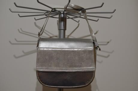 Strieborná kabelka, 