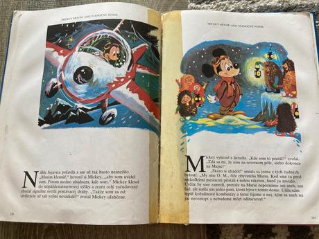 Veselé vianoce s mickey mousom a jeho priateľmi,