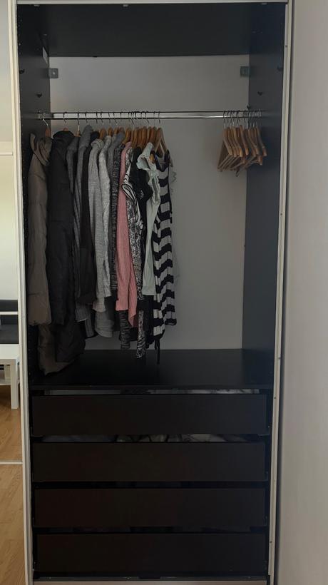 Šatníková skriňa ikea,
