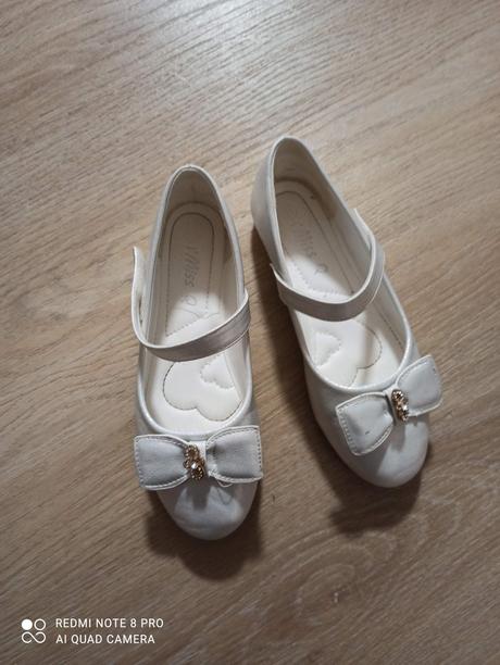 Biele balerínky, 32