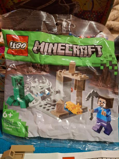 Lego 30647 minecraft kvapľová jaskyňa,