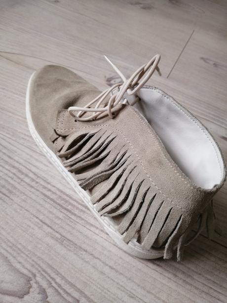 Topánky so strapcami, 39