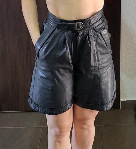 Kožené kraťasy, s