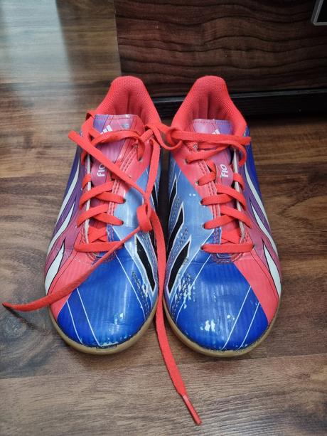 Kopačky halovky, adidas,35