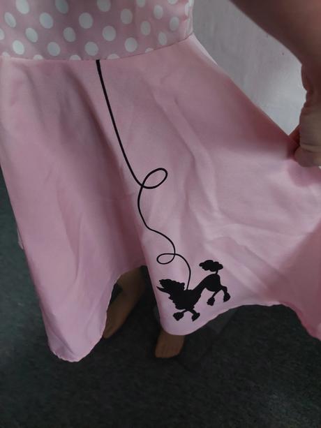 Čašníčka 50.roky 20.storočia veľ.122-140,