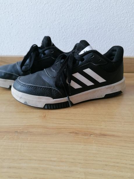 Teniska adidas, veľkosť 35, dĺžka vnútro 22,7 cm, adidas,35