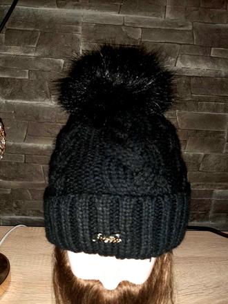 Zimná čiapka, river island