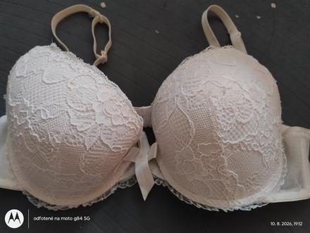 Podprsenka push up, 80