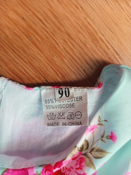 Spoločenské šaty pre dievčatká, 98