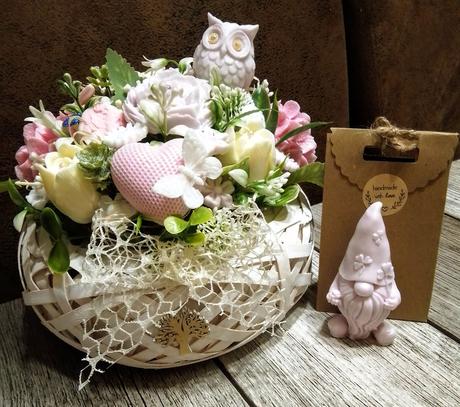 Voňavá mydlová kytica s hortenziami,