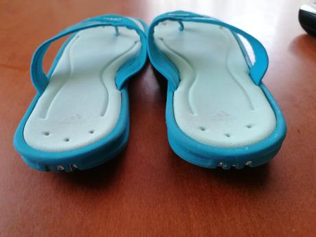 Šľapky, adidas,35