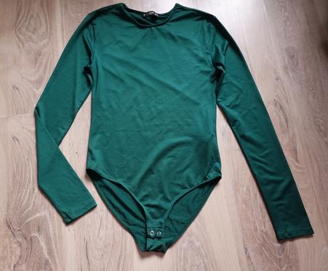 Body stradivarius, stradivarius,m