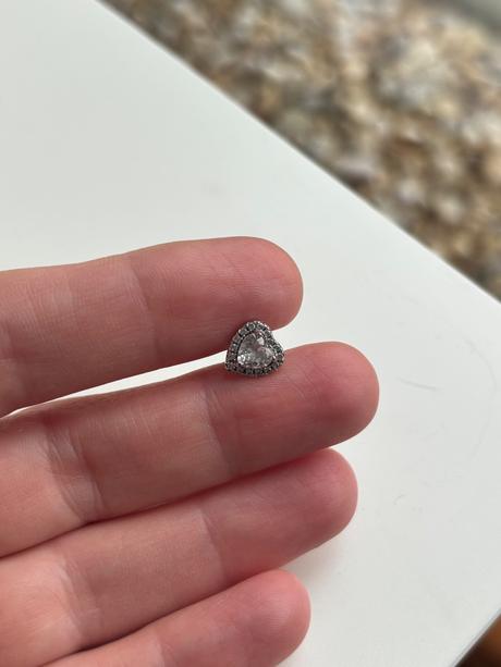 Strieborné srdiečkové náušnice, 