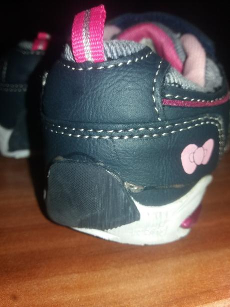 Botasky hello kitty, 27