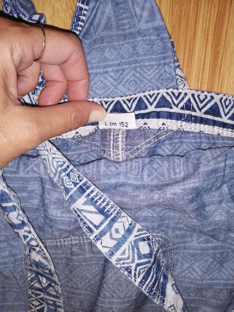 Kratasy na traky, 152