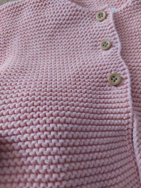 Hrubý pletený svetrík s volanom- top stav, f&f,68