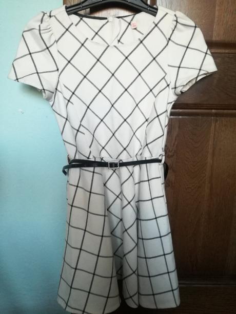 Dievčenské saty, marks & spencer,122