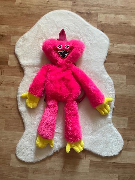 Ruksak huggy wuggy,