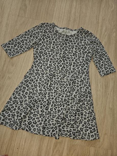 3x šaty, f&f,122