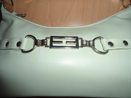 Bledozelena detska kabelka, 