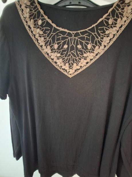Cierne nohavice a tricka, xl