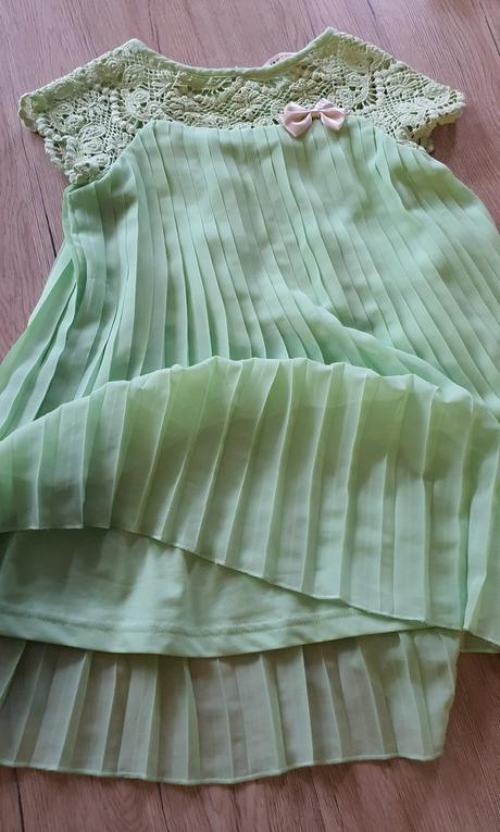 Krásne plisované šaty, h&m,110