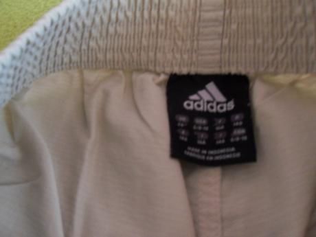Tristvrt. adidas na 8-10 rok. cena 8 eur, adidas,140