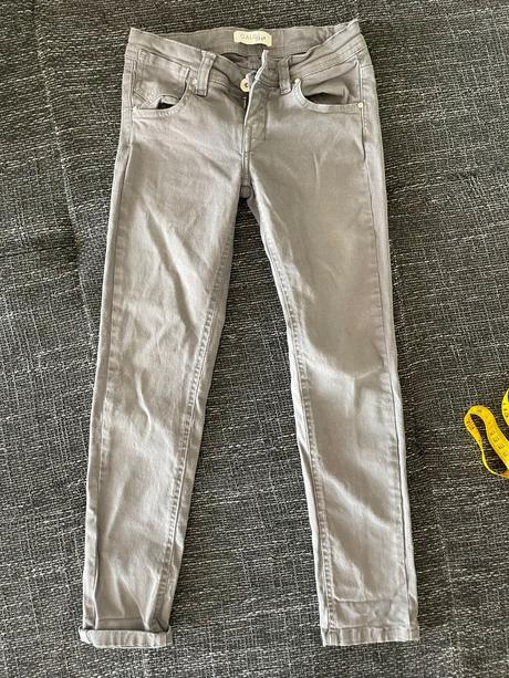 Gaudi sede nohavice krásne, gaudi,134