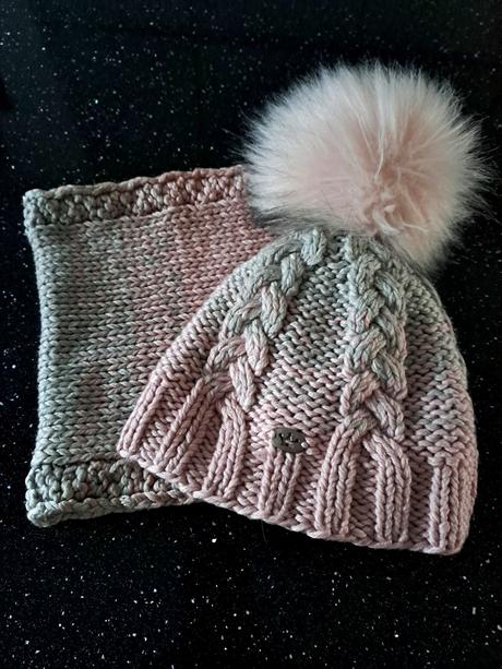 Zimný set, čiapka a nákrčník, 92