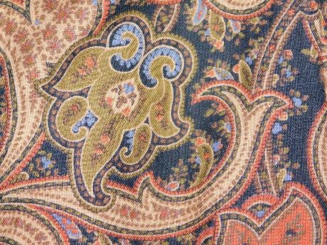 Luxusny vlneny kroj, 40