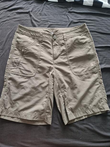 North face funkcne sortky, 38