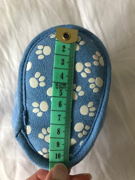 Capačky modré vd 10cm, <17