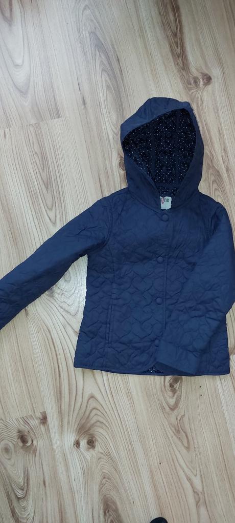 Prechodná bundička, 104