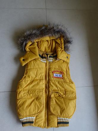 Zateplená vesta aquamarine vel. 104, 104