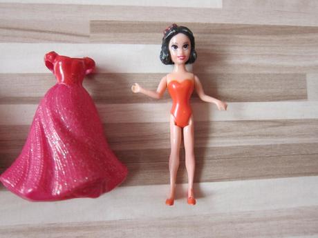 Bábiky na obliekanie zs., 