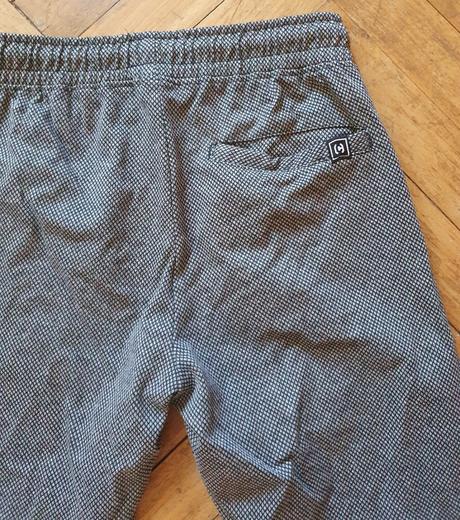 Chlapčenské cropp kraťasy, 158