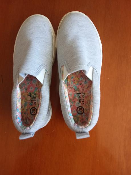 Platené topánočky, 29