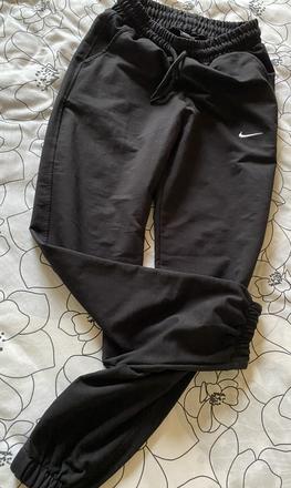 Tepláky nike v. s, nike,s