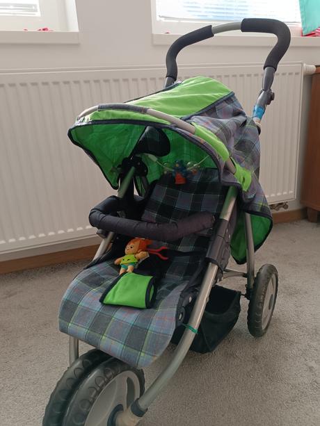 Kočiar pre bábiky, 