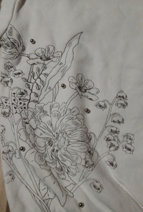 Mikina z potlacou cez hlavu s, sinsay,s