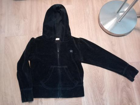 Zamatova cierna mikina 116, cherokee,116