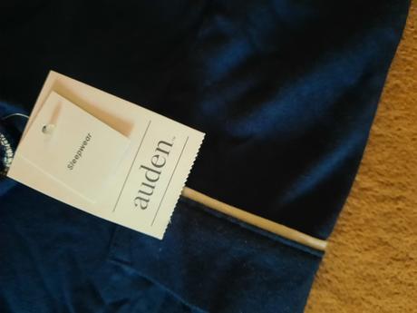 Dámské pyžamo., l