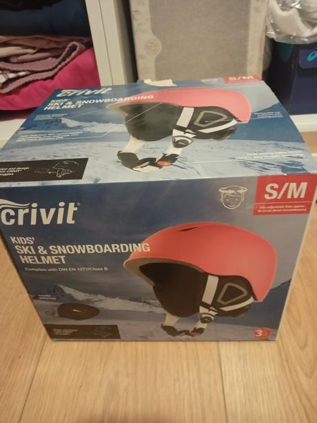 Detská prilba na lyžovanie a korčuľovanie, s