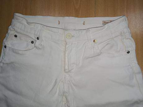 Biele sortky zn. zw, 152